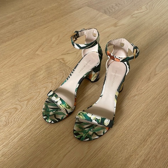 Stuart Weitzman Green Floral Plant Heels - Picture 2 of 9